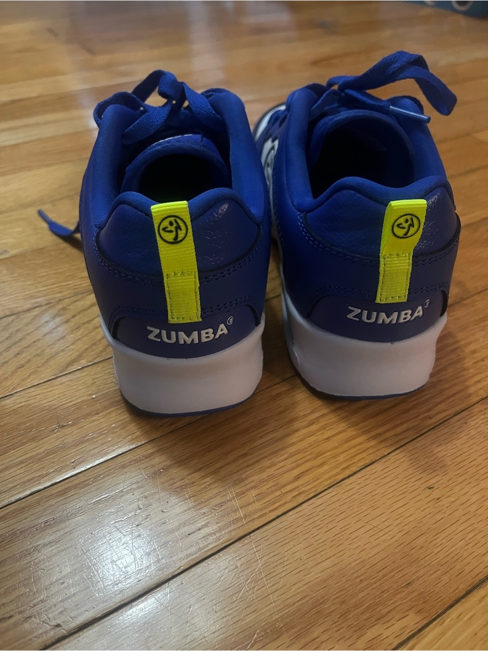 Zumba Fitness Blue White Sneakers with Neon Yellow Heel Tabs - Picture 5 of 6